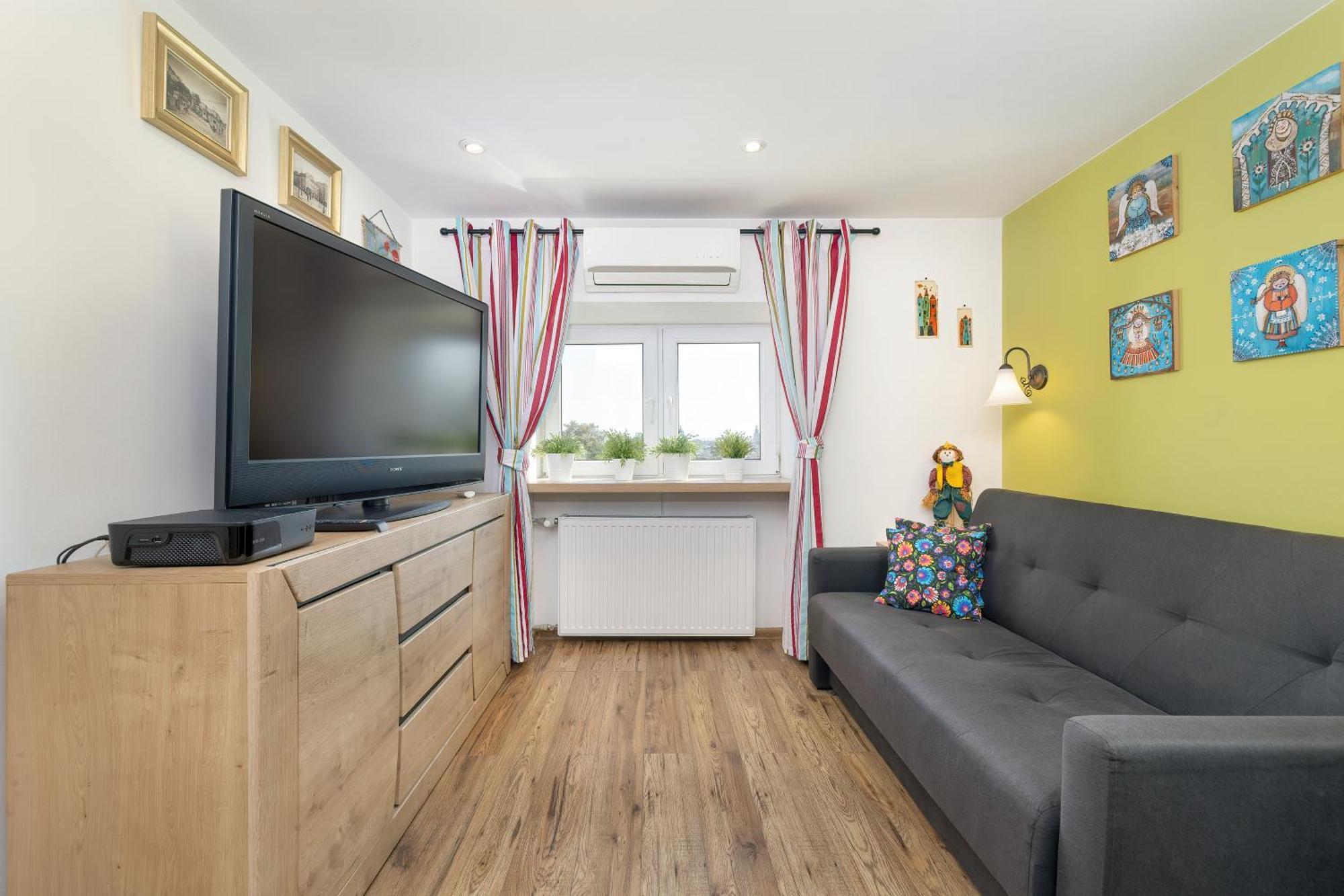 Slowacki Avenue Family Apartments Cracow By Noclegi Renters Kraków Eksteriør billede